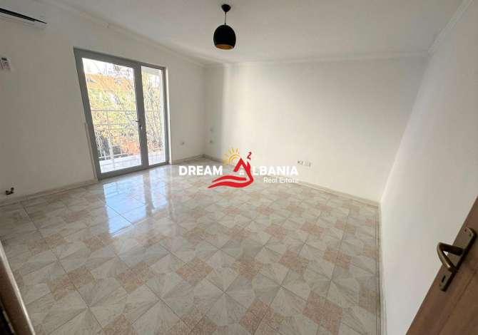  The house is located in Tirana the "Qyteti Studenti/Ambasada USA/Vilat Gjer