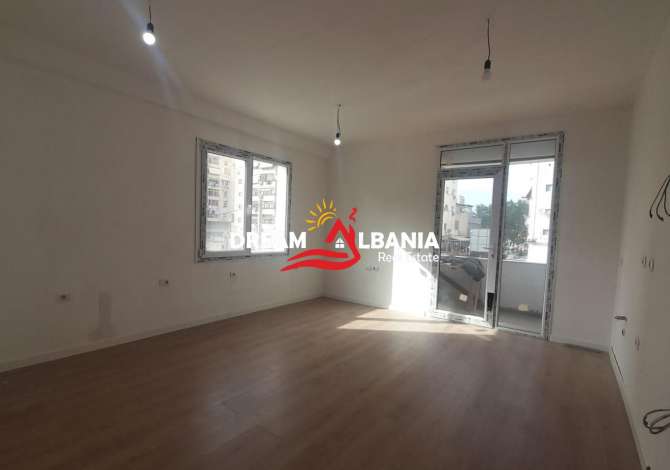 House for Rent in Tirana 2+1 Emty  The house is located in Tirana the "Laprake" area and is .
This House