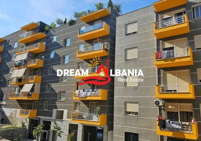 Casa in vendita a Tirana 2+1 Arredato  La casa si trova a Tirana nella zona "Fresku/Linze" che si trova ,
La
