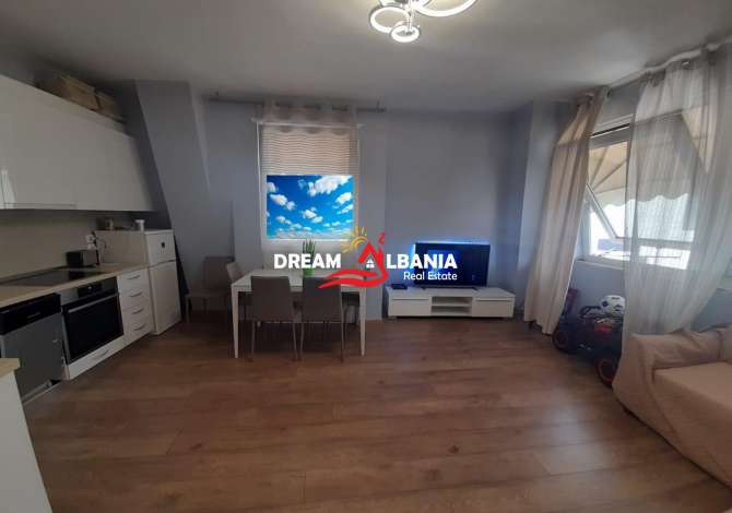  Property ID : 4111324

Prane Bllokut te Ambasadave ne Tirane shitet apartament
