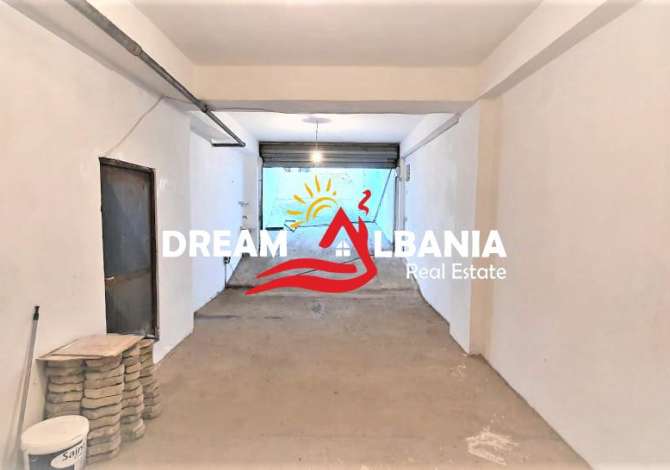  The house is located in Tirana the "Vasil Shanto" area and is 2.75 km 