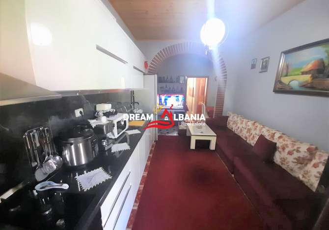  The house is located in Tirana the "Kamez/Paskuqan" area and is 3.31 k