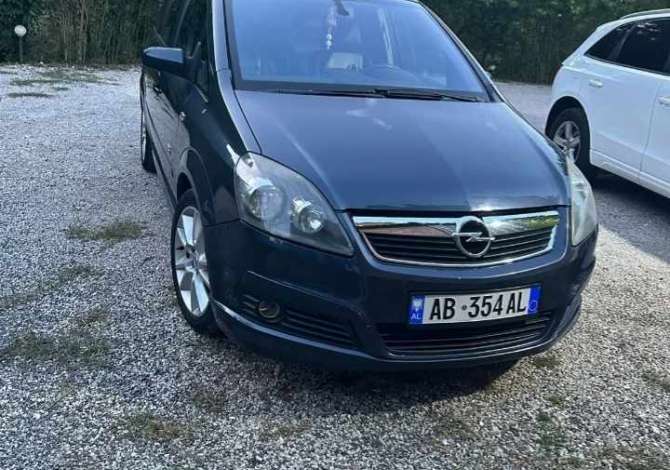 Car for sale Opel 2007 supplied with Diesel Car for sale in Tirana near the "Laprake" area .This Manual Opel Car 