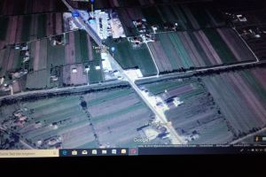 sold 6000 meters along the edge of the street the ground is located in the road axis field-kruj lezh km4 adjacent the meadow g