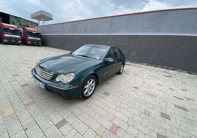 Car for sale Mercedes-Benz 2001 supplied with Diesel Car for sale in Tirana near the "Ali Demi/Tregu Elektrik" area .This 