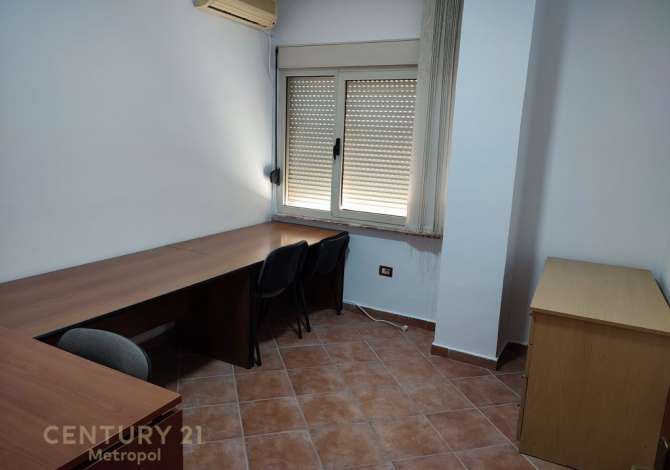 House for Rent in Tirana 4+1 In Part  The house is located in Tirana the "Stacioni trenit/Rruga e Dibres" ar