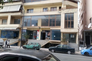  The house is located in Fier the "Central" area and is  km from city c
