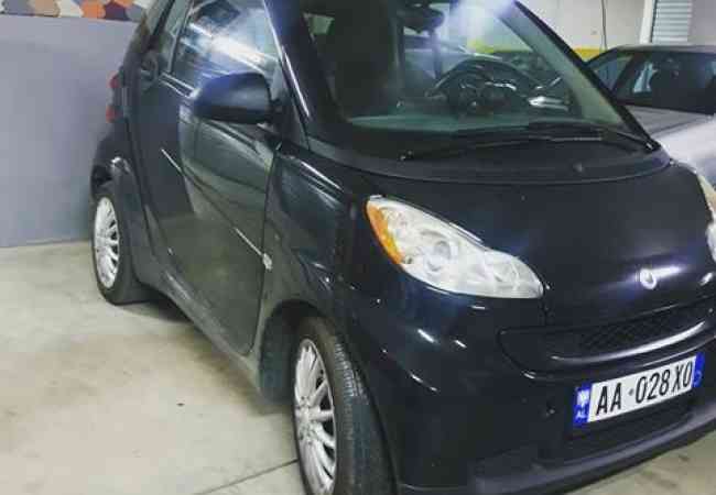 Car Rental Smart 2010 supplied with gasoline-gas Car Rental in Vlore near the "Central" area .This Automatik Smart Car