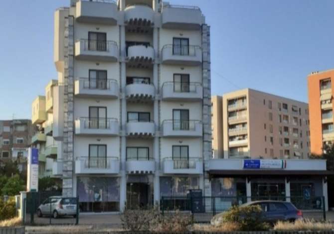  The house is located in Durres the "Central" area and is 0.72 km from 