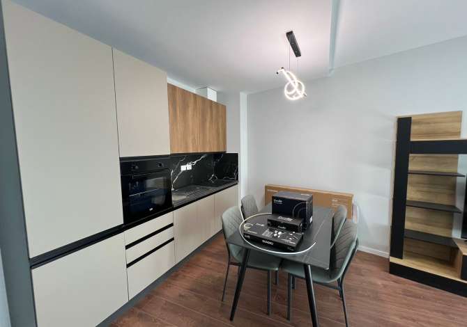 Apartament 1+1 per qera tek Rruga e Kosovareve Apartament 1+1, 72m2, kati 6 
tek lake view , rruga e  kosovareve 
cmimi: 900�