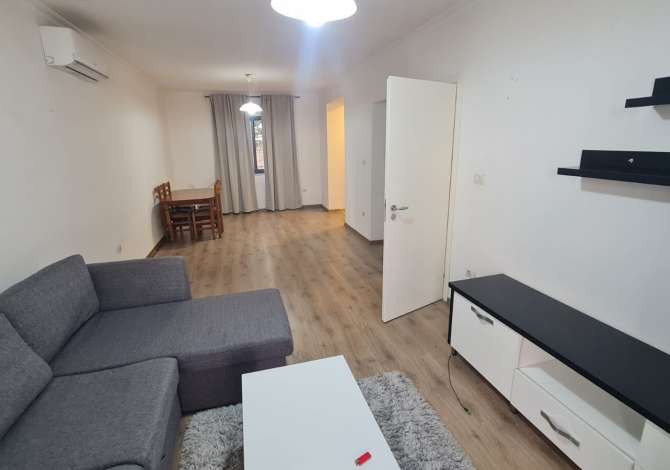  ,⚜️ Apartament me Qira

📍Vendodhja: Tek Garda

📐Sipërfaqja: 70 m2