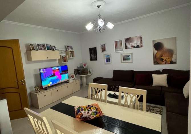id:758941 - Casa in vendita a Tirana 2+1 Arredato 