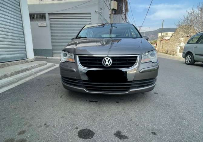 Car Rental Volkswagen 2008 supplied with Diesel Car Rental in Elbasan near the "Central" area .This Automatik Volkswa