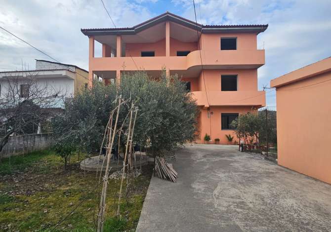 The house is located in Tirana the "Vore" area and is 15.44 km from ci