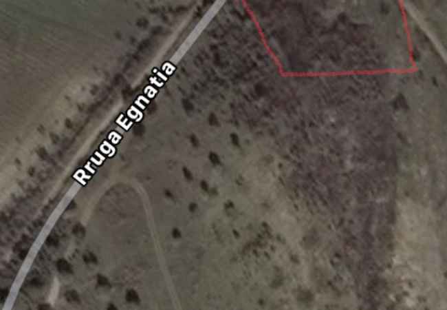 FOR SALE TRUAL EARTH IN MBROSTAR, FIER 1200 m of land for sale in Mbrostar, Fier. The soil is suitable for any type of 