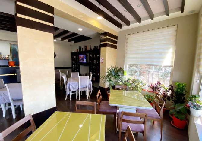 ‼️Shitet bar  restorant+biznesin   buze rruge kryesore,Kavaje  📐siperfaqe trualli 300 m²
📐siperfaqe ndertimi 276 m²
📄me certifikat