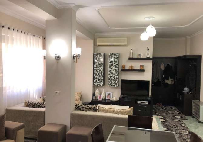 Apartament - Në Shitje - Kodra e Diellit, Shqipëri  Çmimi 157,000 € Apartamenti pozicionohet ne katin 1-re banim te nje objekti me 5 kate, objekti o