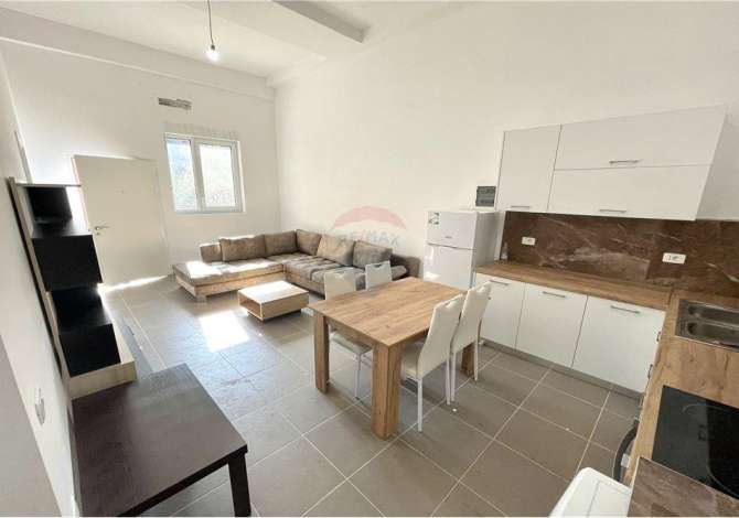 Apartament ne shitje, 1+1 totalisht i mobiluar tek Kompleksi Kontakt, per 95'000 Euro! Apartament ne shitje, 1+1 totalisht i mobiluar tek kompleksi kontakt, per 95
