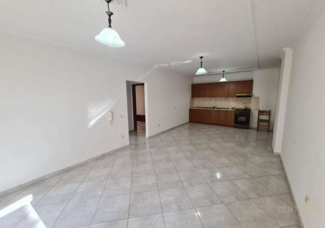 House for Sale in Tirana 2+1 In Part  The house is located in Tirana the "Liqeni i thate/Kopshti botanik" ar